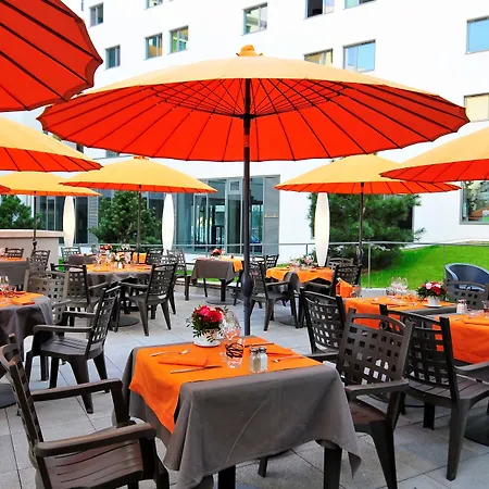 B&B HOME Lyon Centre Berthelot-3